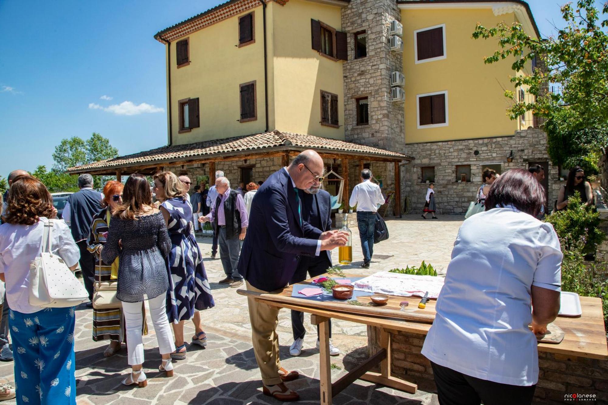 Agriturismo Terra E Sapori Campodipietra Buitenkant foto