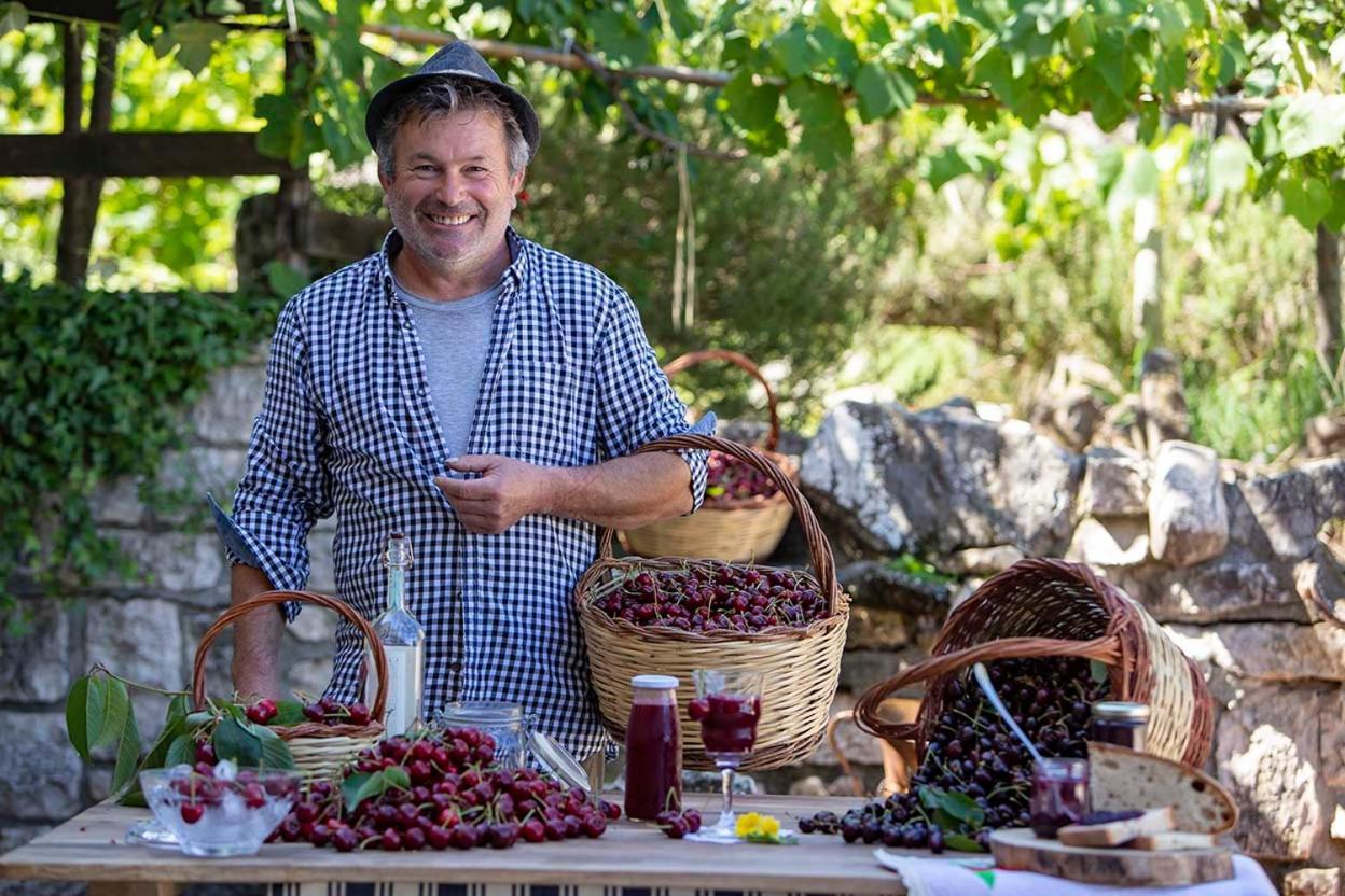 Agriturismo Terra E Sapori Campodipietra Buitenkant foto