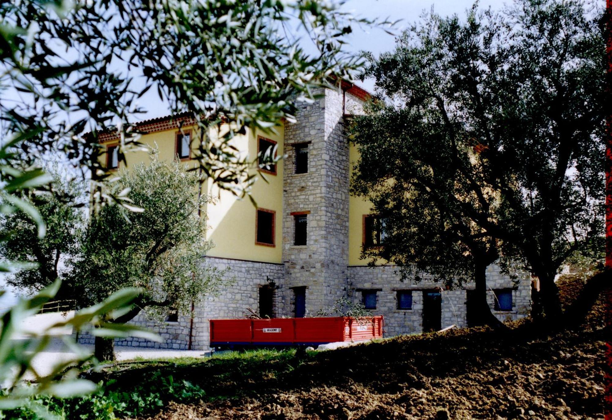 Agriturismo Terra E Sapori Campodipietra Buitenkant foto